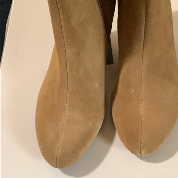 Boots - Picture 2 of 5